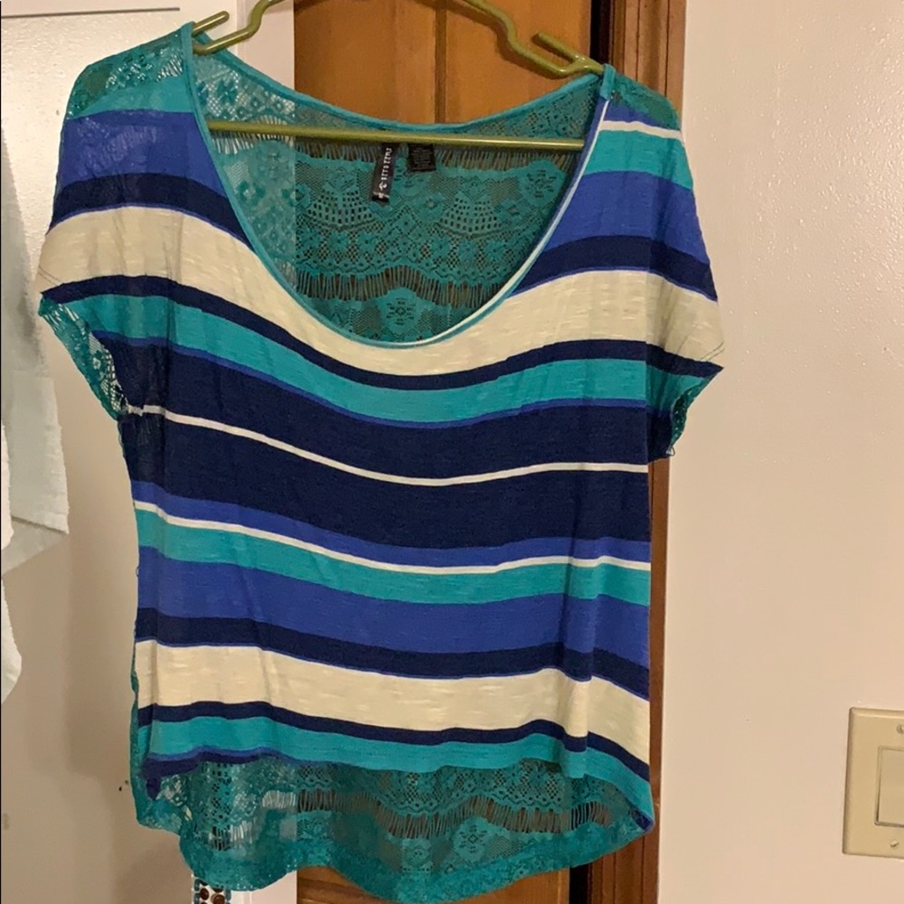 Full Tilt casual lace stripped crop top
